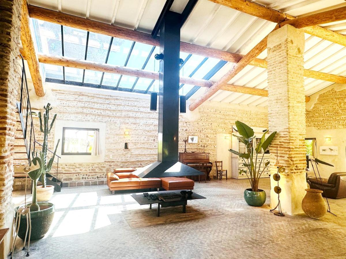 Magnifique Loft - Piscine - Tennis - Babyfoot Nîmes Exterior photo