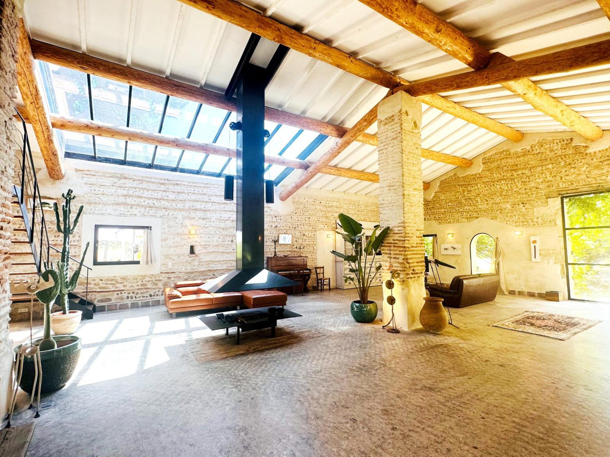 Magnifique Loft - Piscine - Tennis - Babyfoot Nîmes Exterior photo
