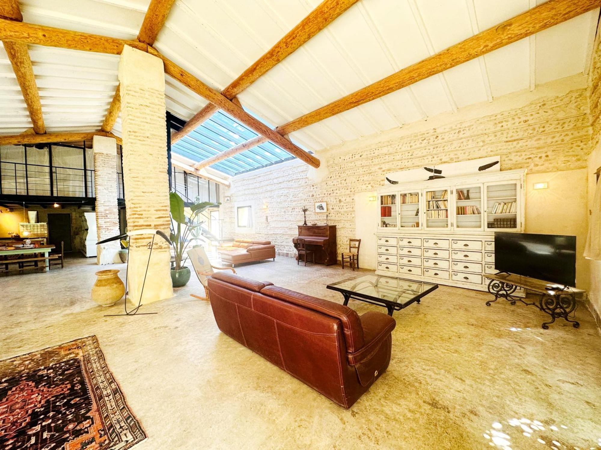 Magnifique Loft - Piscine - Tennis - Babyfoot Nîmes Exterior photo